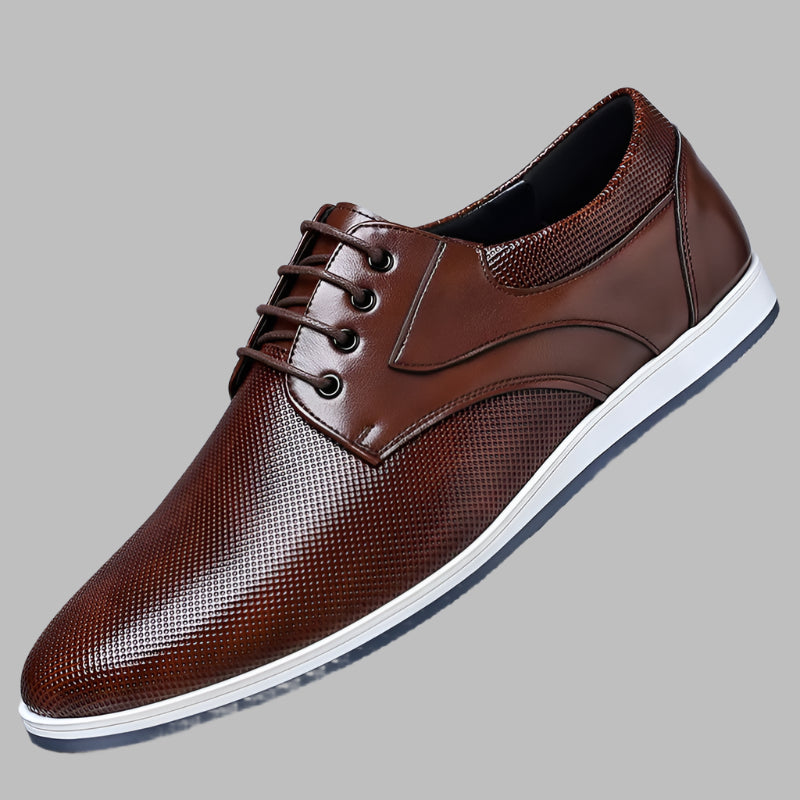 Mens-brown-leather-Mens-brown-leather-shoes-display